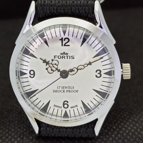 Vintage 1972 Fortis Manual Mens Silver Watch W/daydate & Black accents - Picture 3 of 8